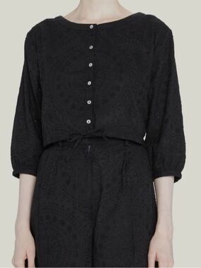 Emporio Sirenuse Jinny Eyelet Embroidered Falling Star Top Black Sz 46 US 10